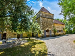 19393773-Bauernhof-10-Saint-Cernin-300x225-5