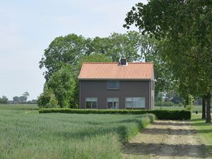 19353668-Bauernhof-10-Sluis-300x225-2