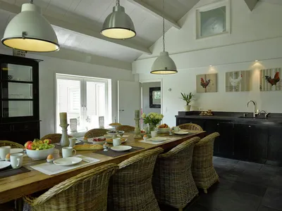 DiningRoom