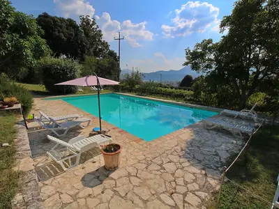 PoolOfHouse