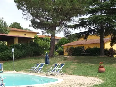 PoolOfHouse