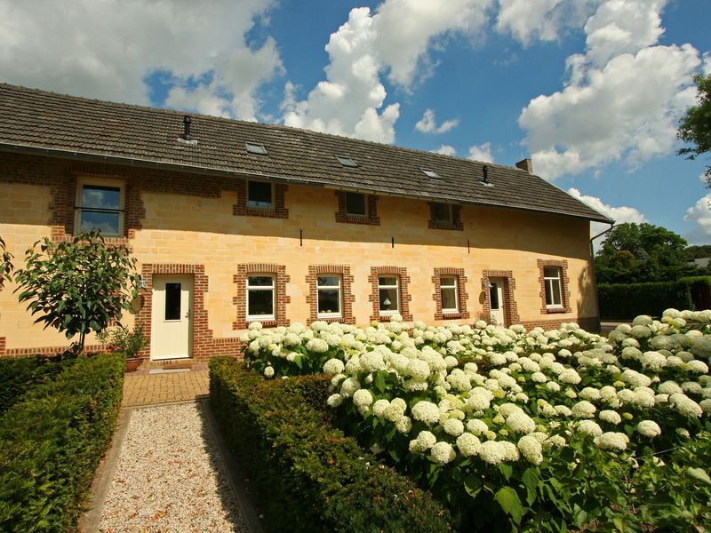 19354241-Bauernhof-6-Wijlre-800x600-1
