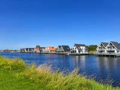 Boot für 5 Personen (89 m²) in Carolinensiel 4/10