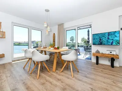 Boot für 5 Personen (97 m²) in Carolinensiel 7/10