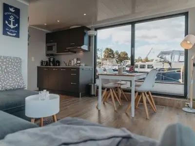 Boot für 4 Personen (35 m²) in Fürstenberg/Havel 8/10