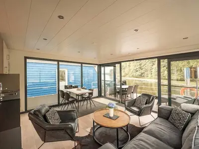 Boot für 4 Personen (45 m²) in Hennigsdorf 10/10