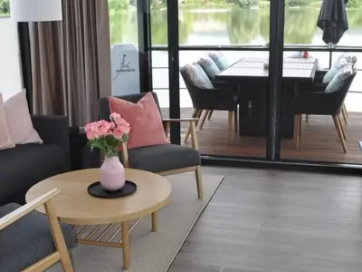 Boot für 6 Personen (45 m²) in Höxter 9/10