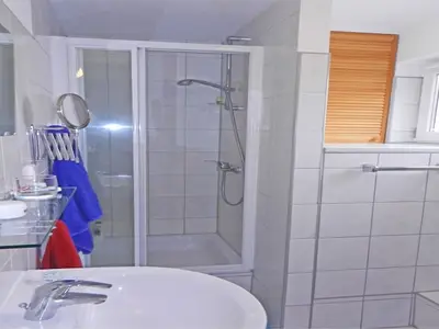BathRoom BathRoom