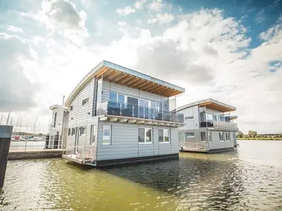 Boot für 6 Personen (105 m²) in Kröslin 2/10