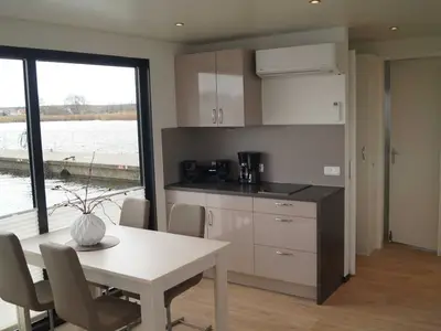 Boot für 4 Personen (50 m²) in Kröslin 10/10