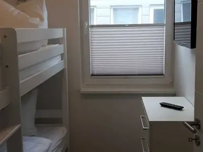 Boot für 6 Personen (105 m²) in Kröslin 8/10