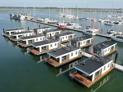 Boot für 4 Personen (45 m²) in Kröslin 1/10