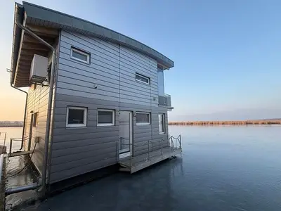 Boot für 6 Personen (105 m²) in Kröslin 9/10