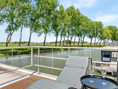 Aussicht vom Ferienhaus [Sommer]