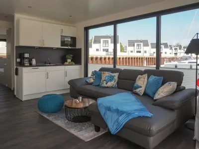 Boot für 4 Personen (45 m²) in Peenemünde 8/10