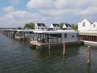 Boot für 4 Personen (45 m²) in Peenemünde 9/10