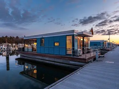 Boot für 4 Personen (45 m²) in Peenemünde 1/10