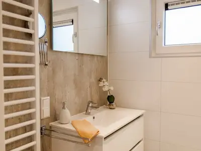 Boot für 6 Personen (85 m²) in Ribnitz-Damgarten 7/10