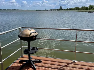 Boot für 6 Personen (45 m²) in Ribnitz-Damgarten 5/8