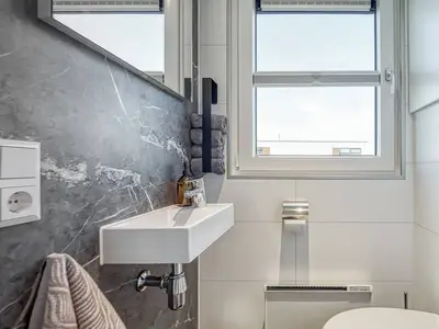 Boot für 4 Personen (45 m²) in Ribnitz-Damgarten 2/10