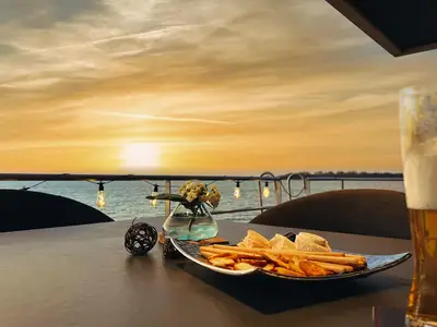 Boot für 4 Personen (45 m²) in Ribnitz-Damgarten 3/10