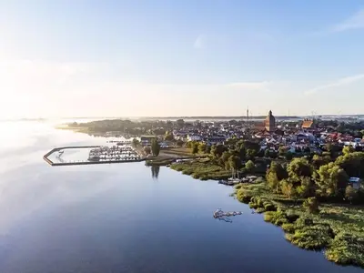 Boot für 6 Personen (85 m²) in Ribnitz-Damgarten 8/10