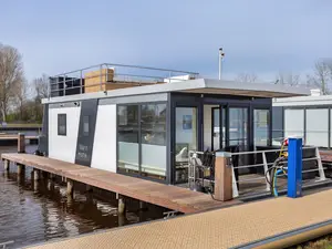 Boot für 5 Personen (54 m²) in Offingawier