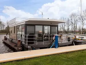 Boot für 5 Personen (84 m²) in Sneek