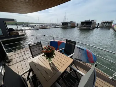 Boot für 4 Personen (45 m²) in Klitten 10/10