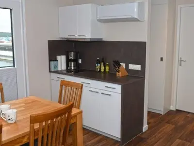 Boot für 4 Personen (45 m²) in Klitten 9/10