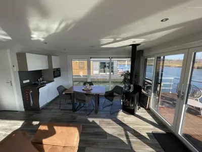 Boot für 4 Personen (45 m²) in Klitten 10/10