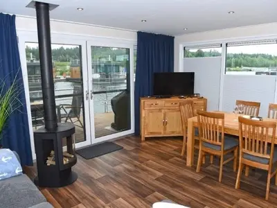 Boot für 6 Personen (45 m²) in Klitten 7/10