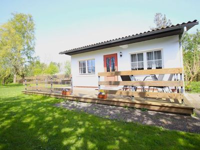 Bungalow für 3 Personen (50 m²) in Altenkirchen (Rügen) 1/10