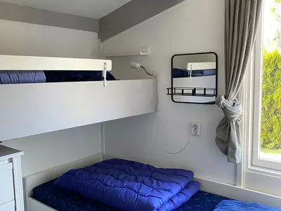 Schlafzimmer 2