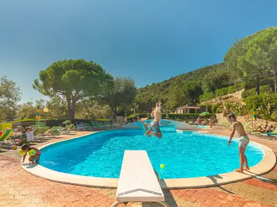 PoolOfHouse