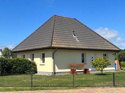 Bungalow für 4 Personen (70 m²) in Baabe 2/10