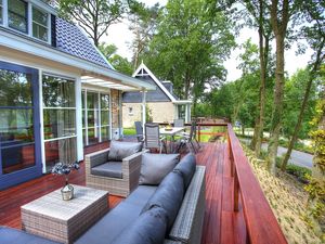 23987508-Bungalow-6-Belfeld-300x225-5