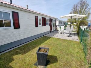 23429827-Bungalow-4-De Haan-300x225-3