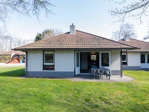 21605729-Bungalow-4-De Koog-300x225-2