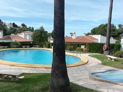 PoolOfHouse