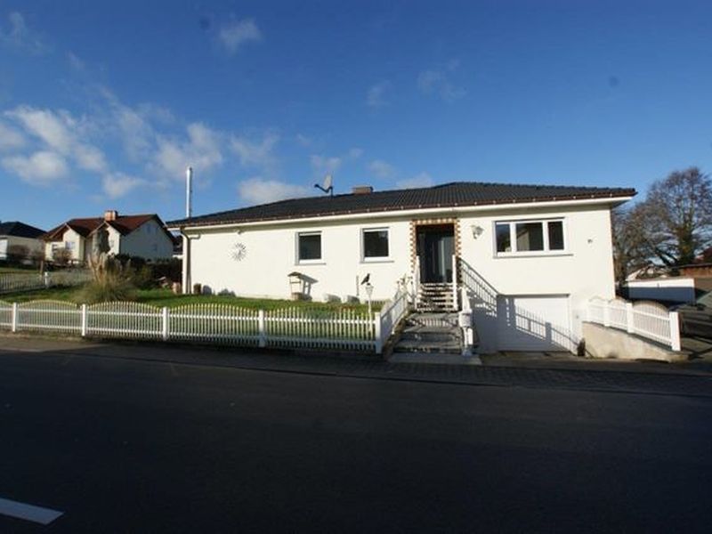 23909585-Bungalow-4-Erbach (Hessen)-800x600-0