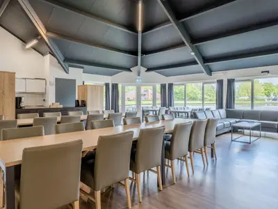 DiningRoom