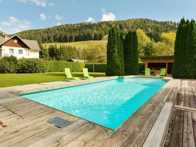 PoolOfHouse