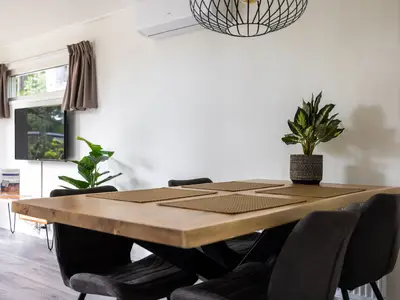 DiningRoom