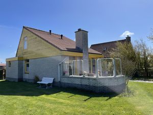 24000647-Bungalow-5-Julianadorp-300x225-0