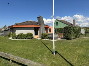 24000680-Bungalow-5-Julianadorp-300x225-2