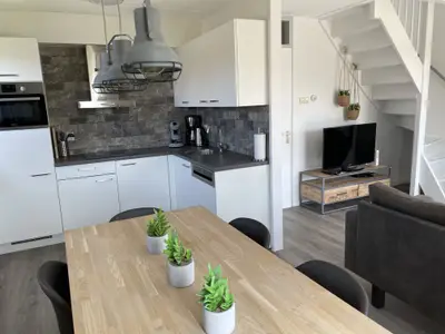 Bungalow für 6 Personen in Julianadorp 2/10