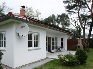 21675341-Bungalow-5-Karlshagen-300x225-2