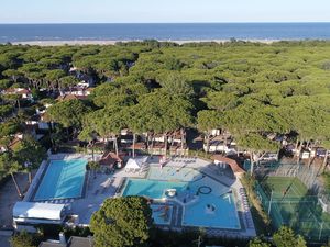 19350909-Bungalow-6-Lido Di Spina-300x225-4