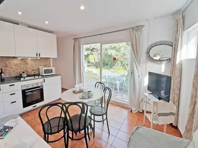 DiningRoom